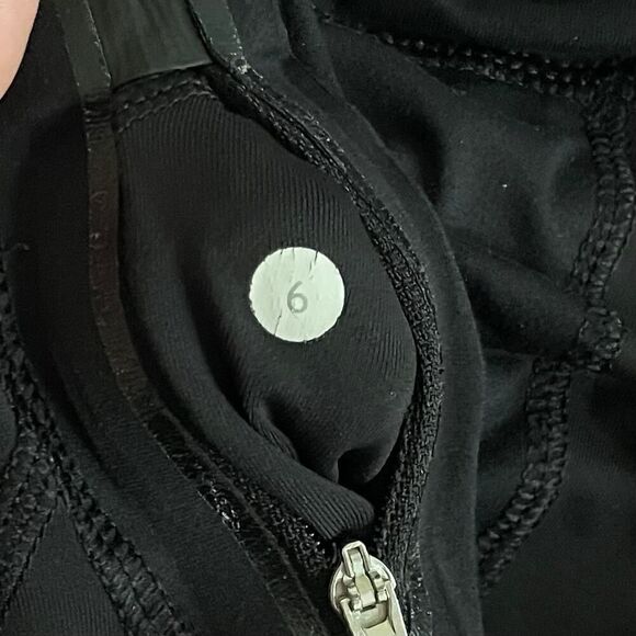 Lululemon Run Fast Free Crop Capri Legging - Size: 6 - Picture 3 of 7